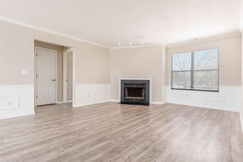 Tiny photo for 2733 Greystone Drive D #D, Columbus, OH 43220 (MLS # 226002924)