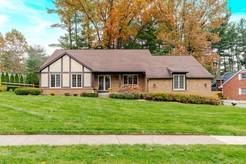 Photo of 111 N Nob Hill Drive, Gahanna, OH 43230 (MLS # 225043194)