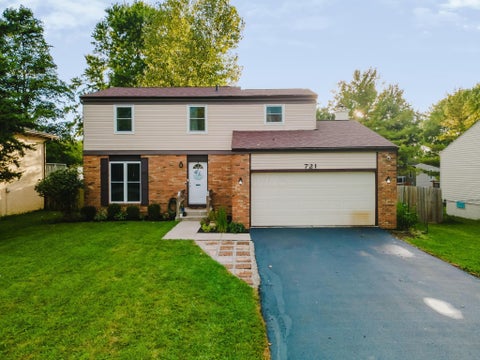 Photo of 721 Hubbard Road, Galloway, OH 43119 (MLS # 226035802)