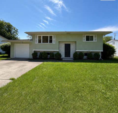 Photo of 5045 Brinwood Place, Columbus, OH 43232 (MLS # 226028872)