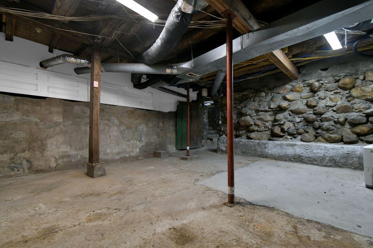 208 S Portland Street, Chesterville, Ohio image 35