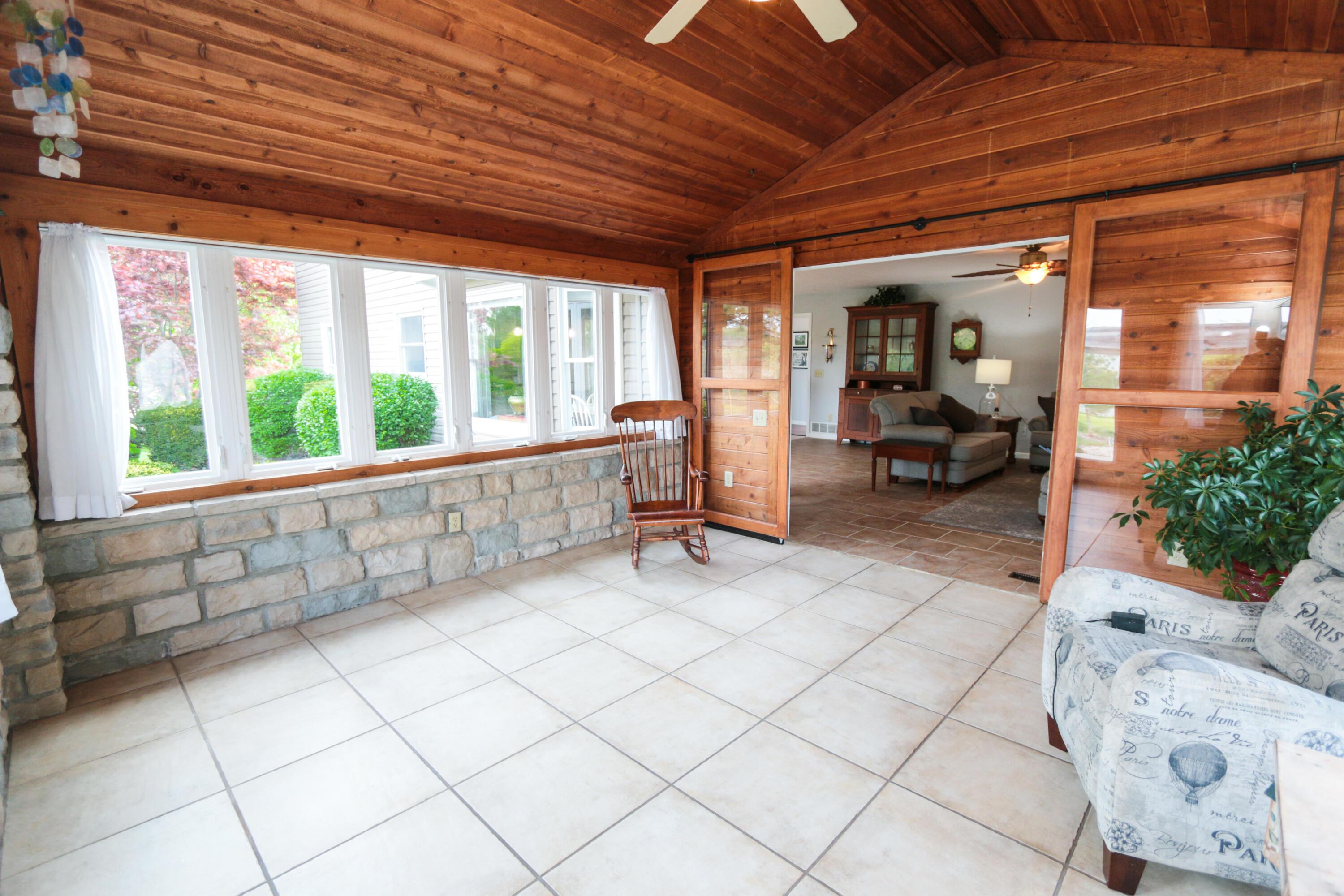 54 Brandon Drive, Pataskala, Ohio image 36