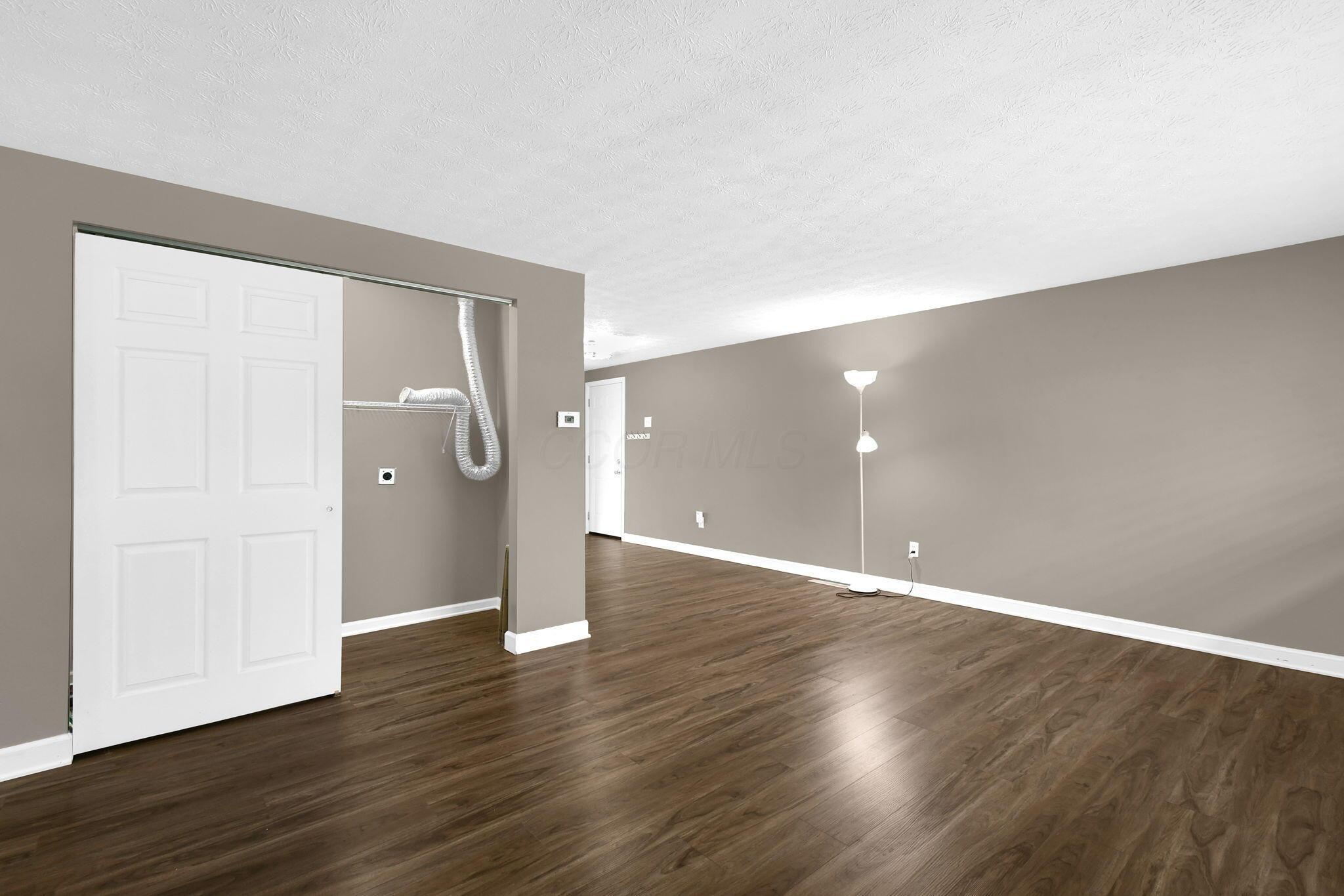 6739 Greenbush Drive, Reynoldsburg, Ohio image 7