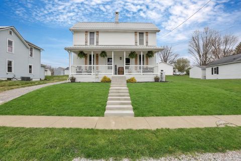 Photo of 202 N Market Street, Somerset, OH 43783 (MLS # 226010648)