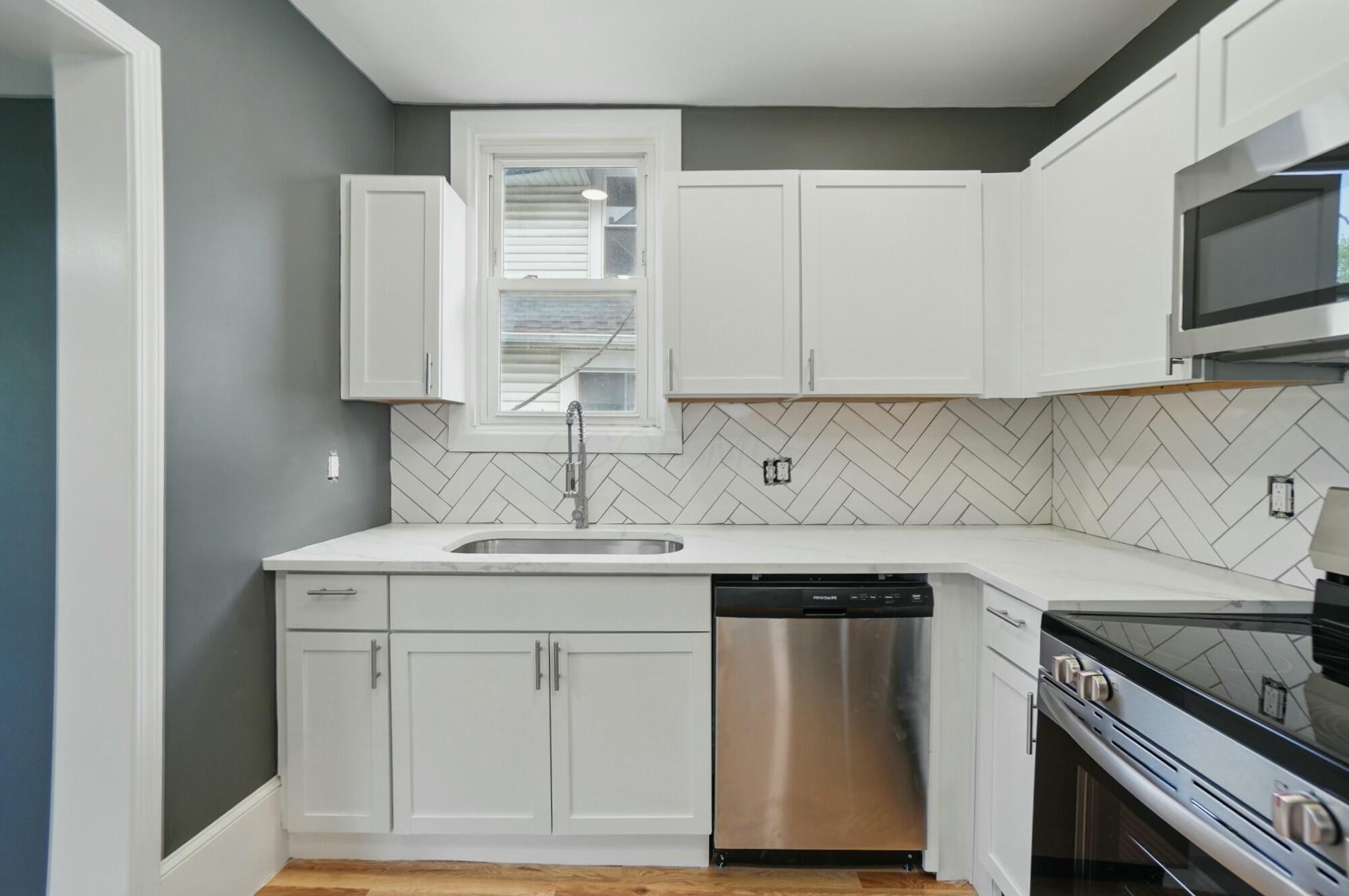 219 Belvidere Avenue, Columbus, Ohio image 10