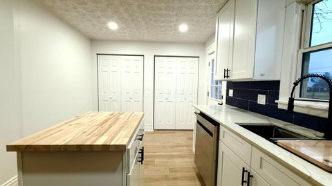 Tiny photo for 397 Arlington Avenue, Newark, OH 43055 (MLS # 226008125)