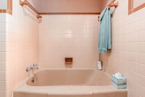 Tiny photo for 3959 Woodbridge Road, Columbus, OH 43220 (MLS # 225044842)