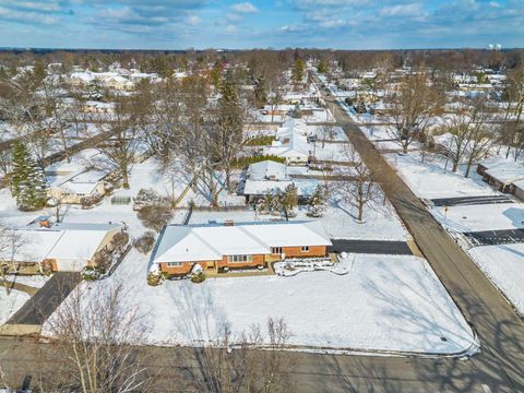 Tiny photo for 3959 Woodbridge Road, Columbus, OH 43220 (MLS # 225044842)