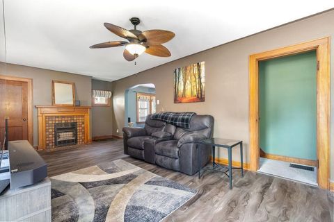 Tiny photo for 2734 Ridge Avenue, Columbus, OH 43204 (MLS # 226026659)