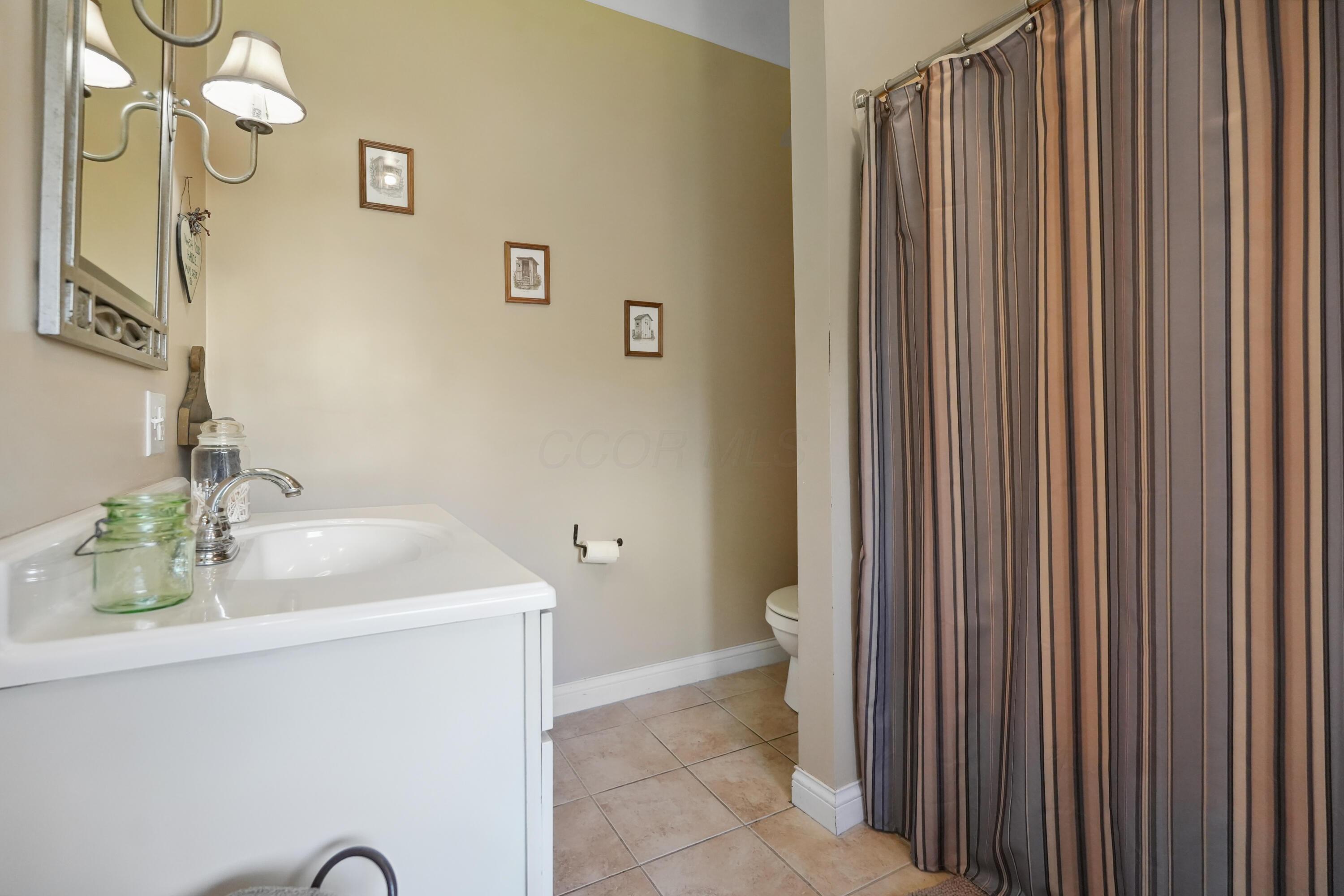 16109 Sycamore Road, Mount Vernon, Ohio image 7
