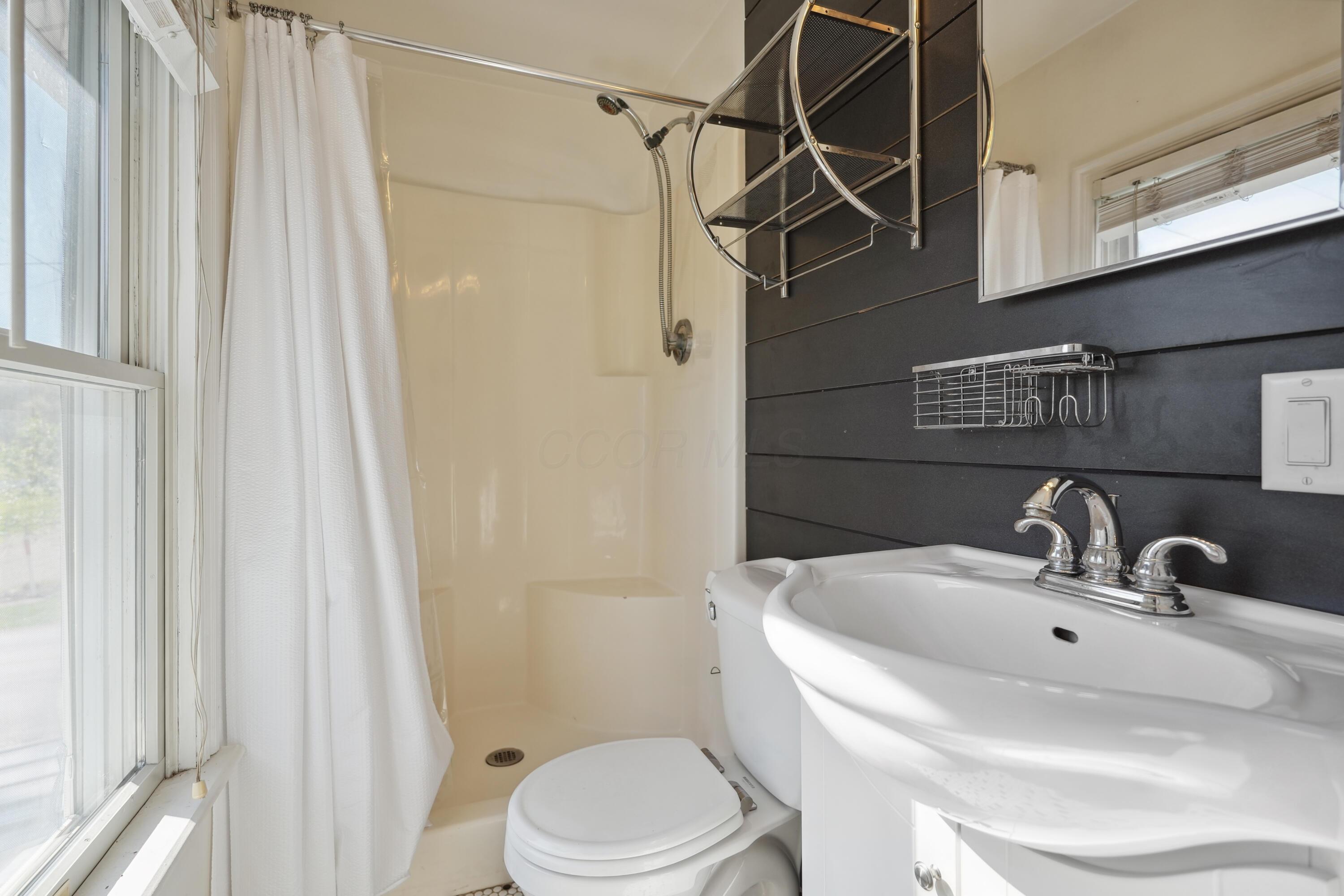 16109 Sycamore Road, Mount Vernon, Ohio image 31
