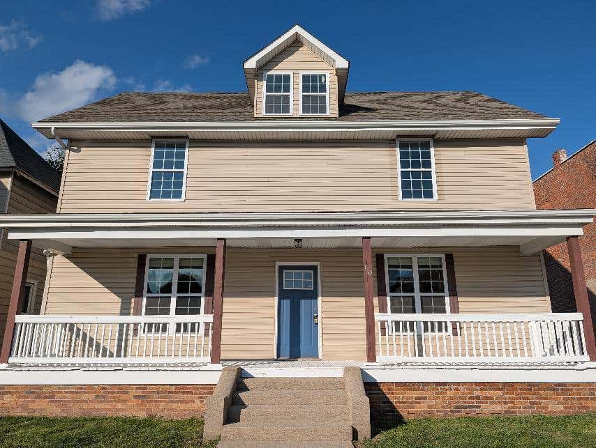 Photo of 60 N London Street, Mount Sterling, OH 43143 (MLS # 226032306)