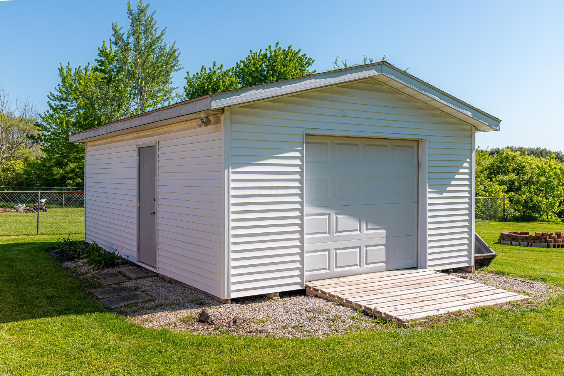 1150 Bahama Drive, Marion, Ohio image 7