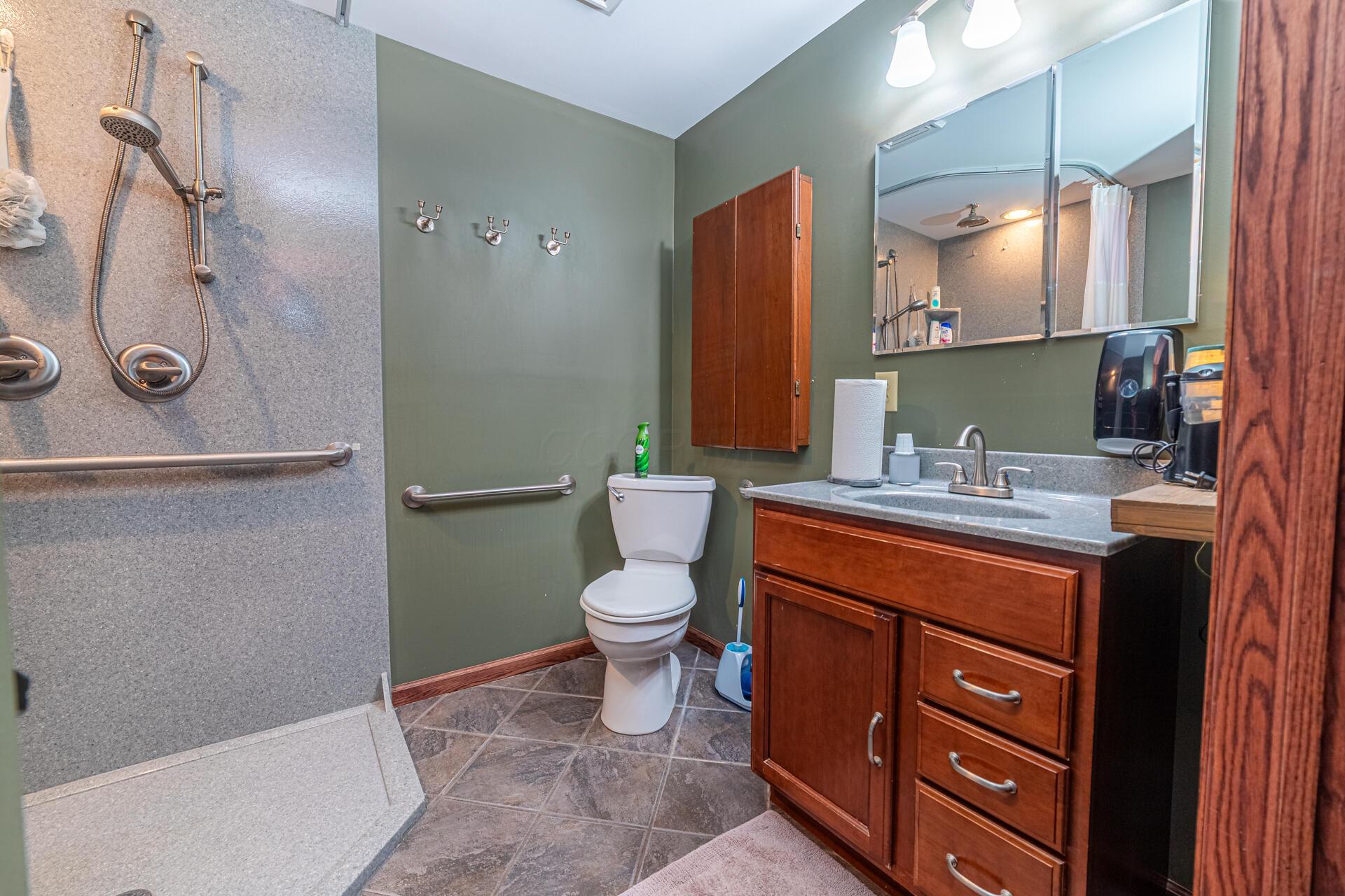 1150 Bahama Drive, Marion, Ohio image 25