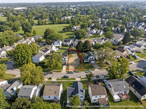 Photo of 6752 Gormsley Drive, Reynoldsburg, OH 43068 (MLS # 226033556)