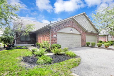 Photo of 5530 Brighton Hill Lane, Dublin, OH 43016 (MLS # 226031967)