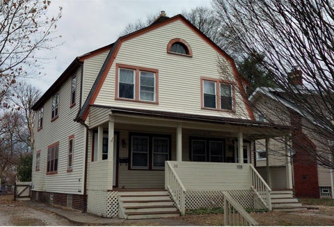 Photo of 108-110 W Lakeview Avenue, Columbus, OH 43202 (MLS # 226023284)