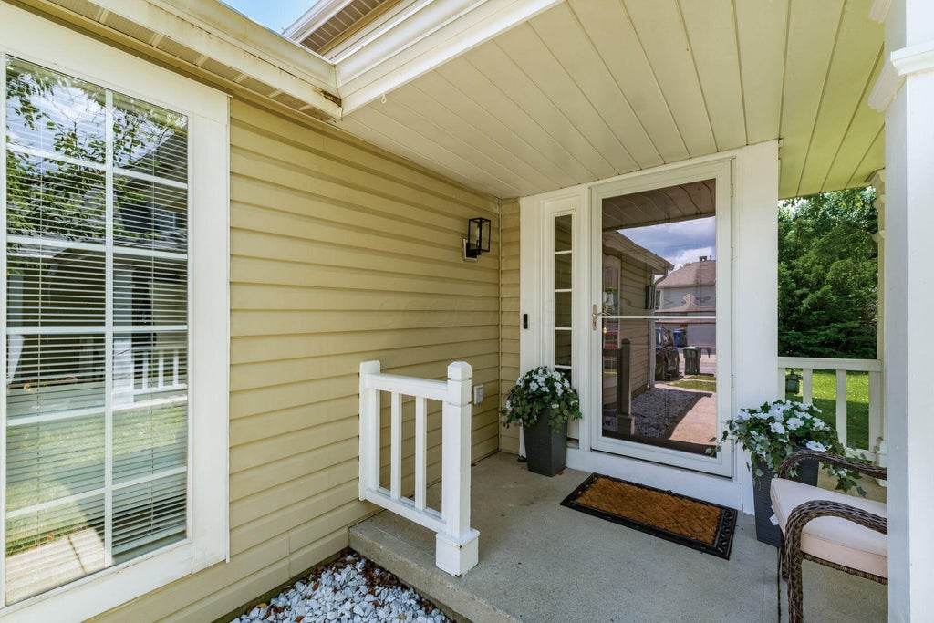 Photo of 7573 Bay Hill Drive, Pickerington, OH 43147 (MLS # 226022855)
