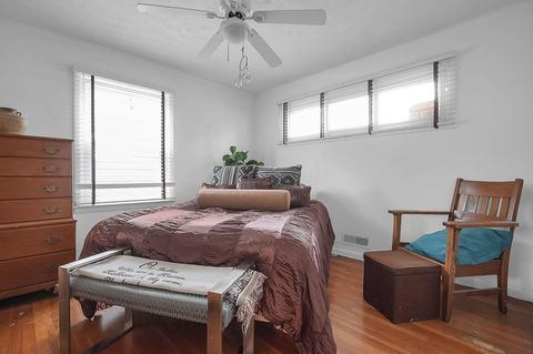 Tiny photo for 2753 Eastminster Road, Columbus, OH 43209 (MLS # 225045960)