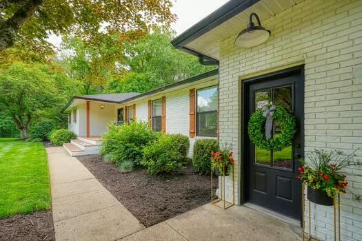 2836 Franchel Court, Lancaster, Ohio image 9