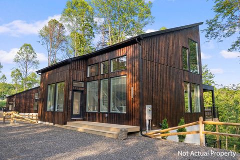 Homes For Sale - Strong Road #LOT 1<br/> Rockbridge, OH 43149