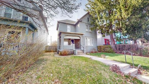 Photo of 2343 Indianola Avenue, Columbus, OH 43202 (MLS # 226008951)