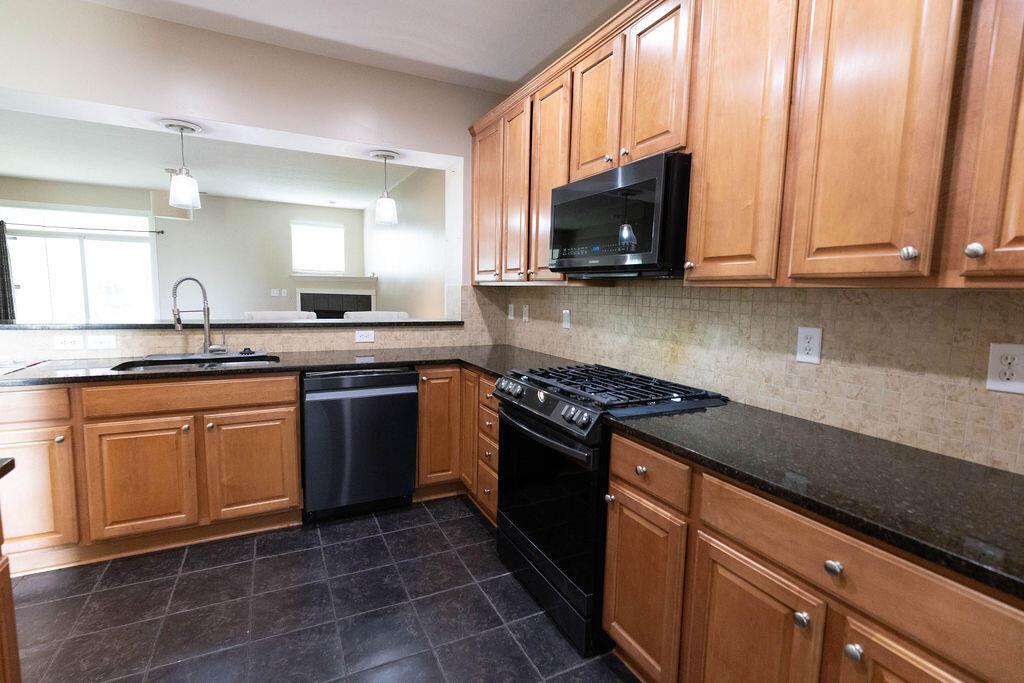 4567 Tremont Club Drive, Hilliard, Ohio image 3
