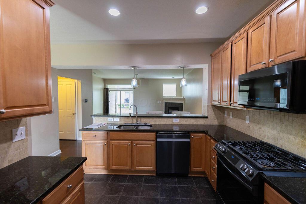 4567 Tremont Club Drive, Hilliard, Ohio image 5