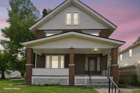 Photo of 107 S Warren Avenue, Columbus, OH 43204 (MLS # 226028522)