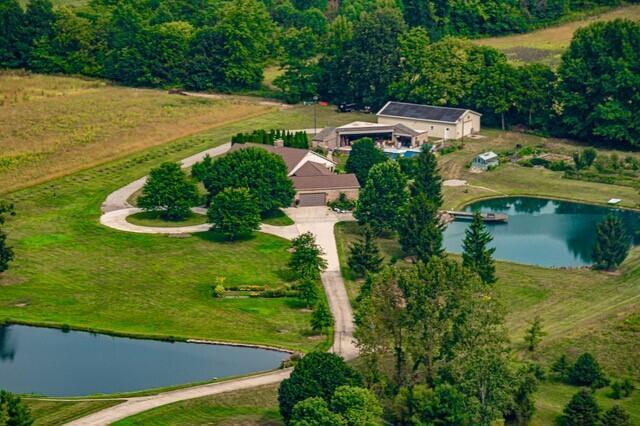 1036 Hills Miller Road, Delaware, Ohio image 2