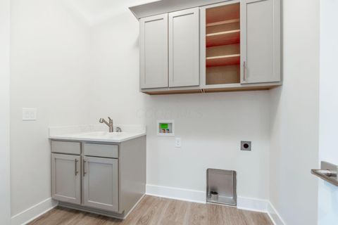 Tiny photo for 1480 Dogwood Loop, Powell, OH 43065 (MLS # 226000686)