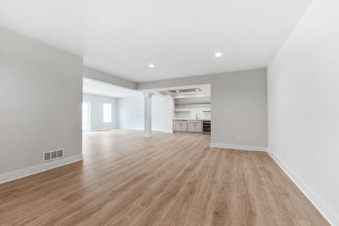 Tiny photo for 1480 Dogwood Loop, Powell, OH 43065 (MLS # 226000686)