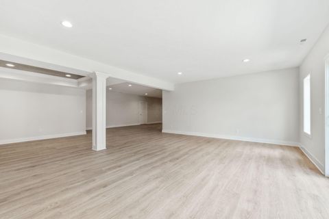 Tiny photo for 1480 Dogwood Loop, Powell, OH 43065 (MLS # 226000686)