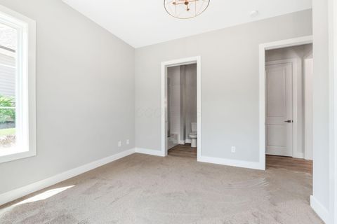 Tiny photo for 1480 Dogwood Loop, Powell, OH 43065 (MLS # 226000686)