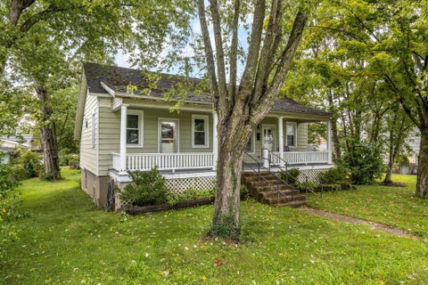 Photo of 213 S Walnut Street, Baltimore, OH 43105 (MLS # 226036246)