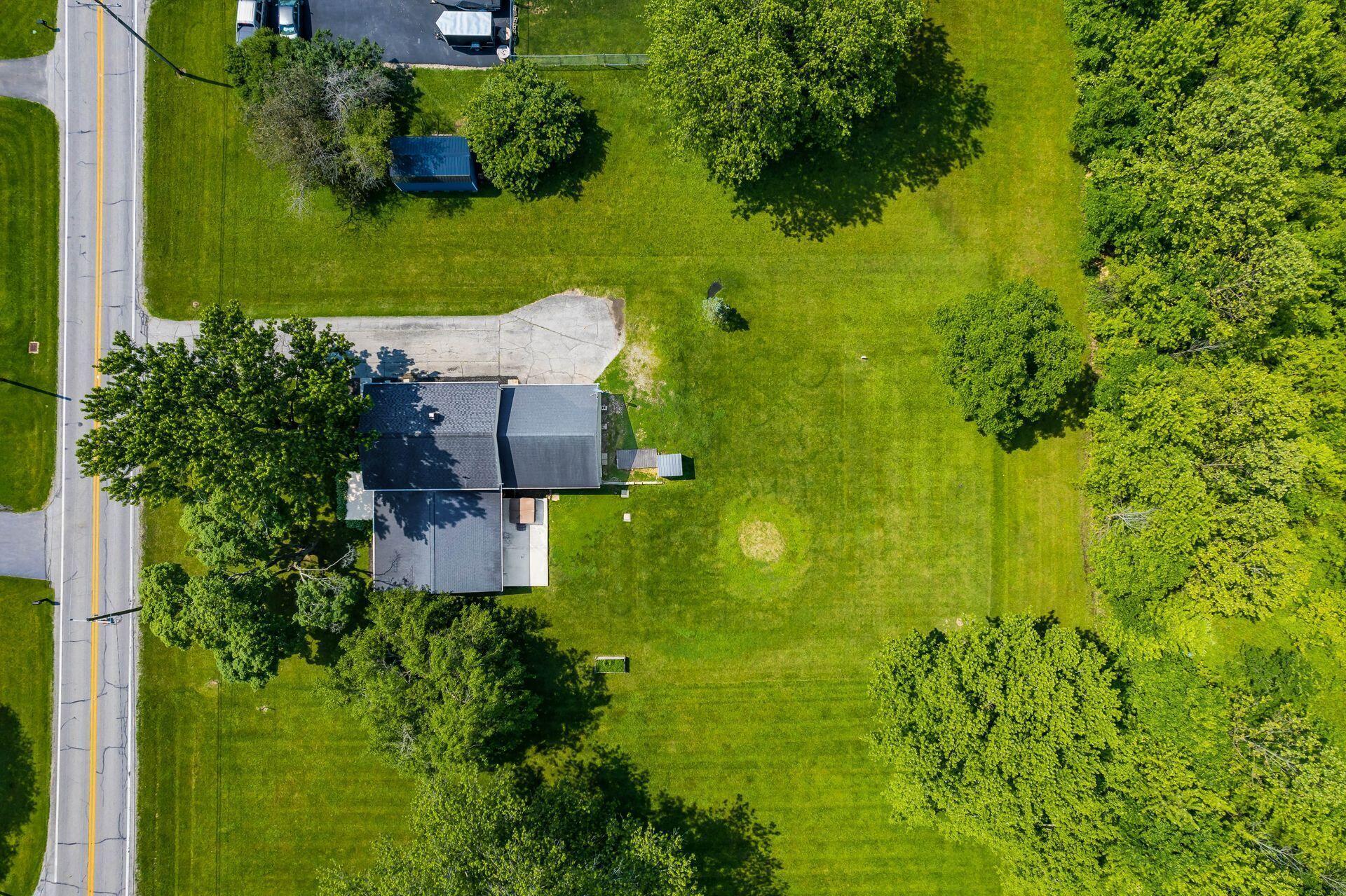 389 Alton Road, Galloway, Ohio image 32
