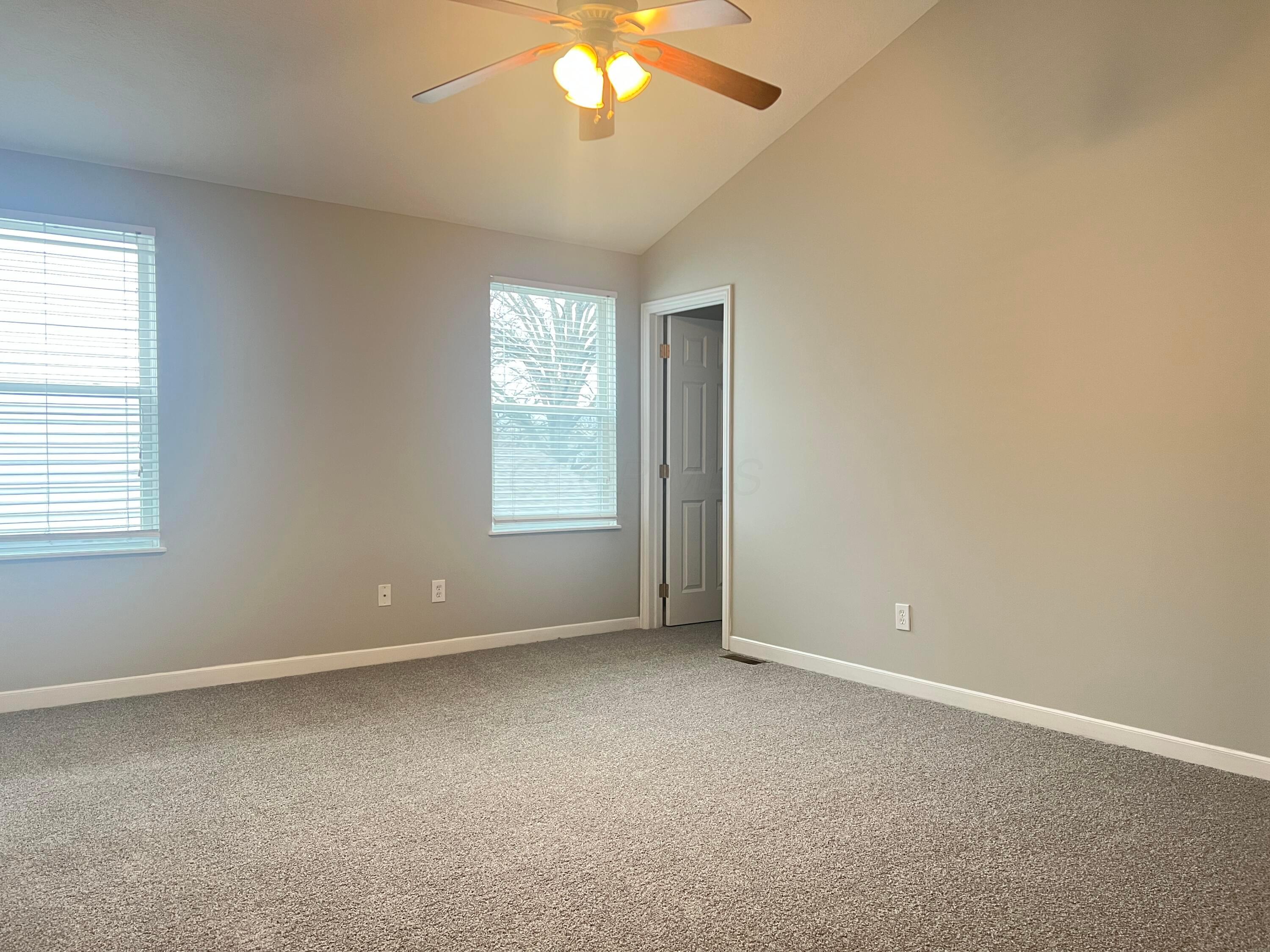 4238 Greensbury Drive, New Albany, Ohio image 12