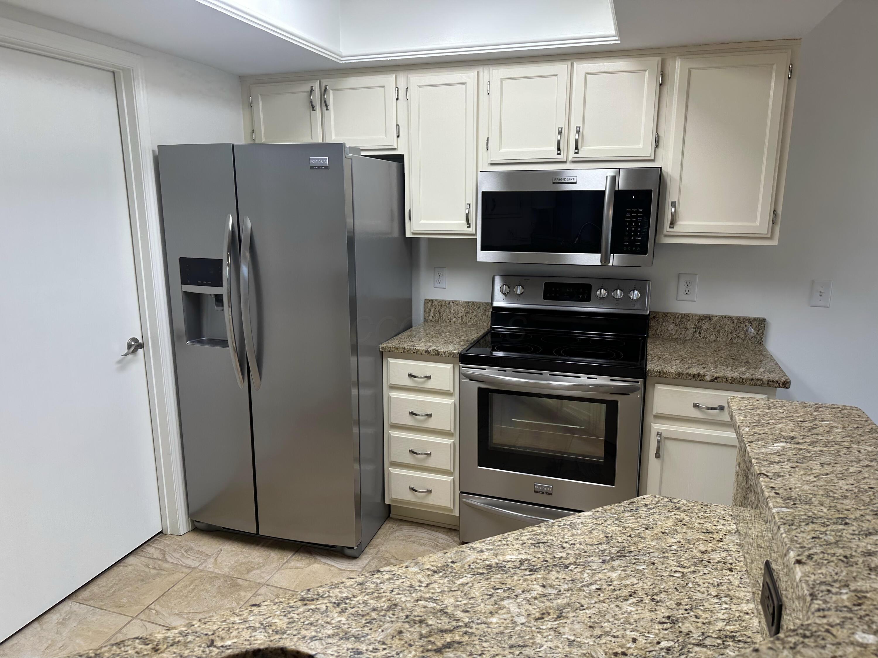 6667 Heatherstone Loop, Dublin, Ohio image 5