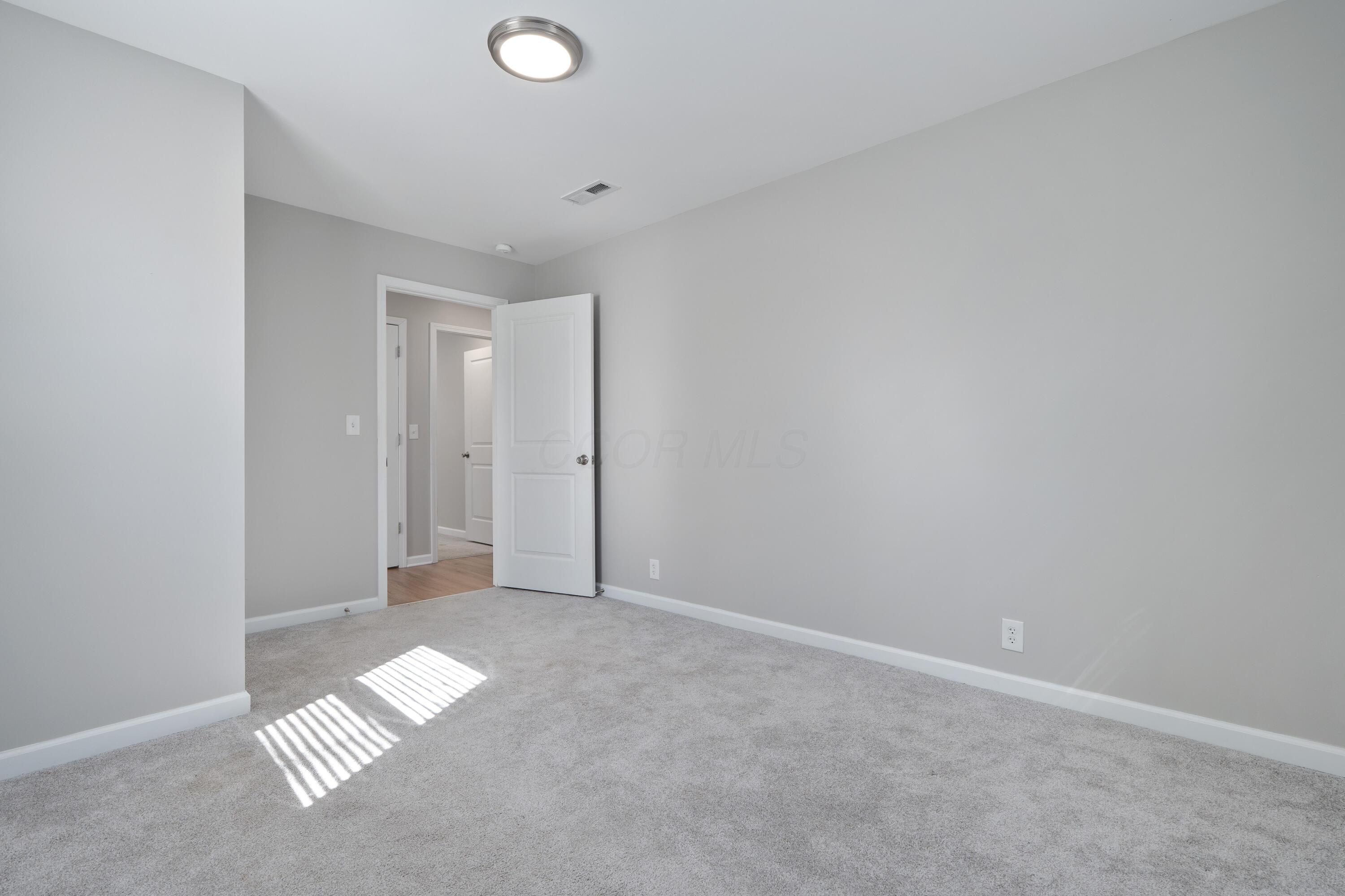 134 Chrisman Avenue, London, Ohio image 24