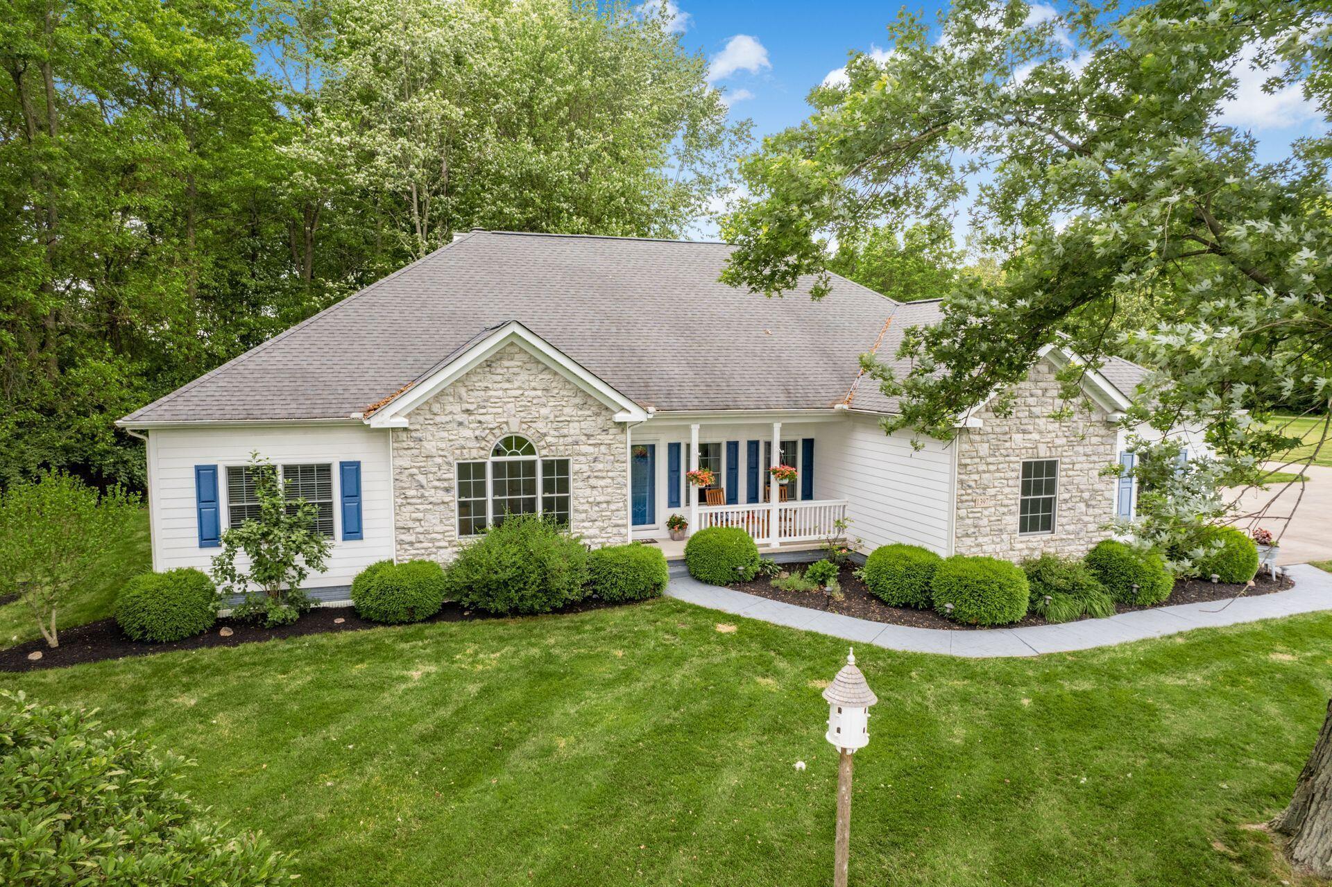 1397 Horseshoe Road, Delaware, Ohio image 1