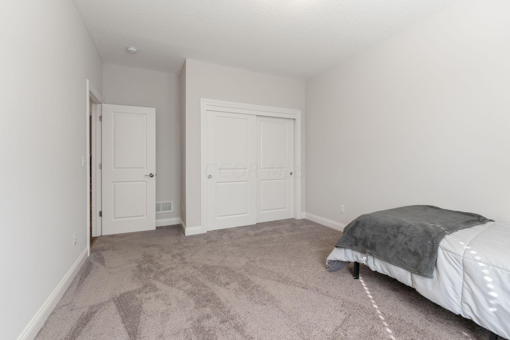 7563 Enclave Way, Pickerington, Ohio image 27