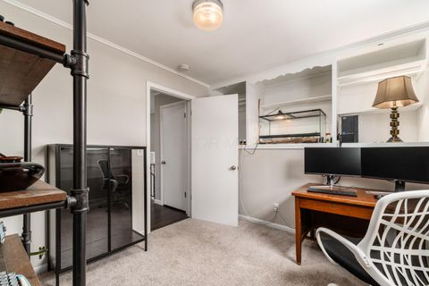 Tiny photo for 582 E Lincoln Avenue, Columbus, OH 43214 (MLS # 225044976)