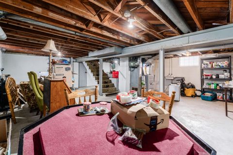 Tiny photo for 582 E Lincoln Avenue, Columbus, OH 43214 (MLS # 225044976)