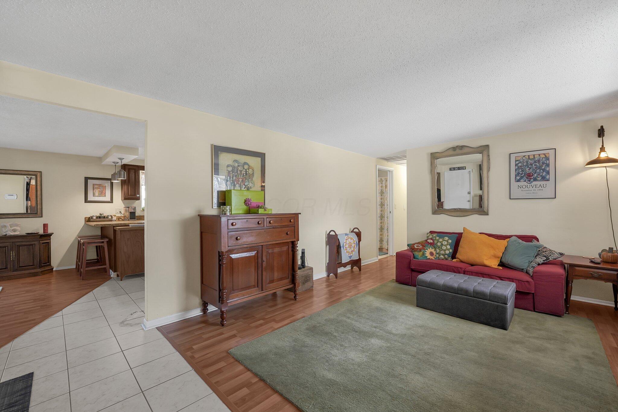 3676 Santiago Drive, Westerville, Ohio image 3