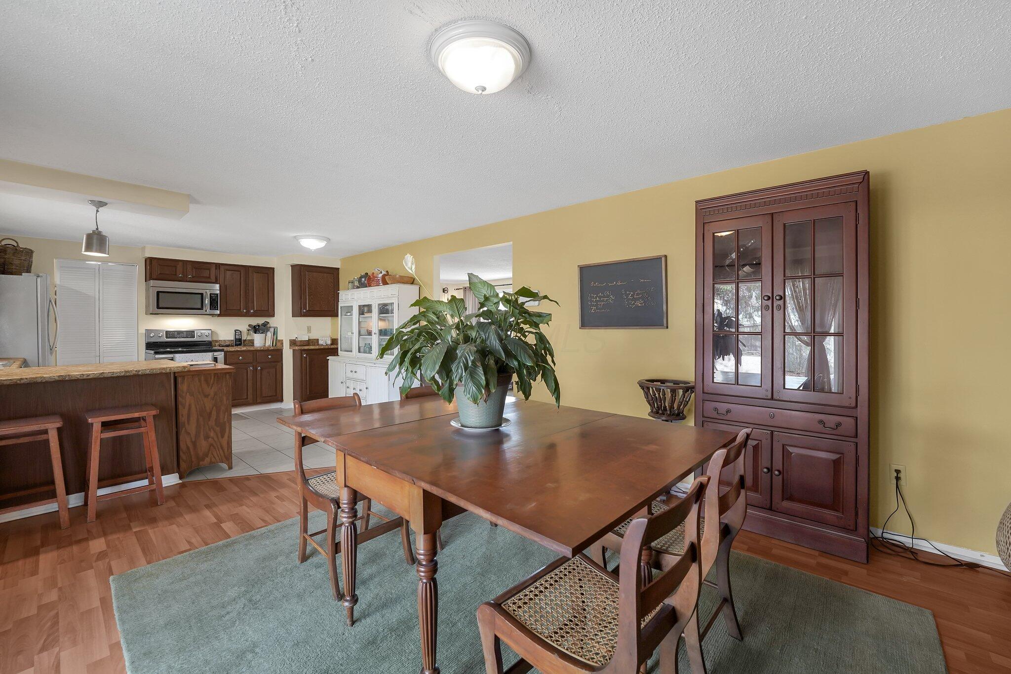 3676 Santiago Drive, Westerville, Ohio image 6