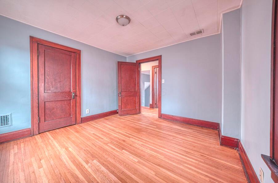Columbus, Ohio 43222, United States, 2 Bedrooms Bedrooms, ,1 BathroomBathrooms,Residential,Active,105837