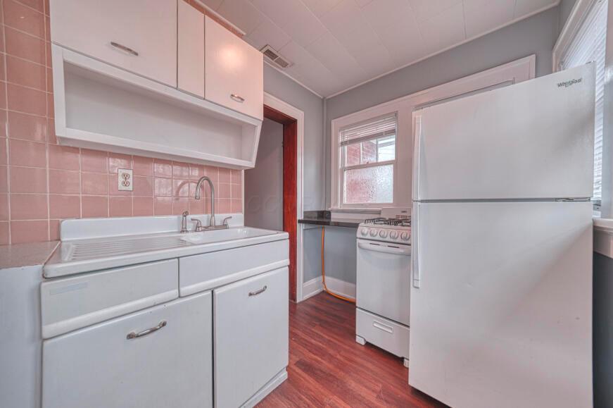 Columbus, Ohio 43222, United States, 2 Bedrooms Bedrooms, ,1 BathroomBathrooms,Residential,Active,105837