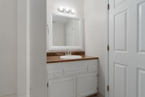 Tiny photo for 3955 Daffodil Drive, Columbus, OH 43230 (MLS # 225037625)