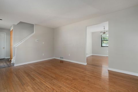 Tiny photo for 3955 Daffodil Drive, Columbus, OH 43230 (MLS # 225037625)