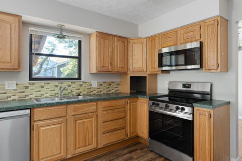 Tiny photo for 3955 Daffodil Drive, Columbus, OH 43230 (MLS # 225037625)